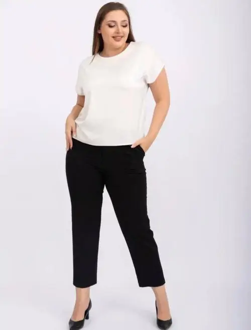 Блуза шелковая свободного кроя( р-р 50-56)