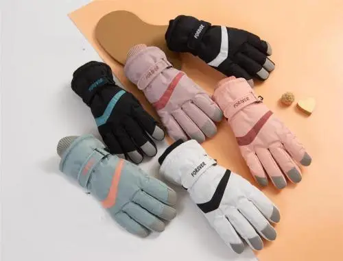 Перчатки непромокаемые с мехом для девочек 8-11 лет