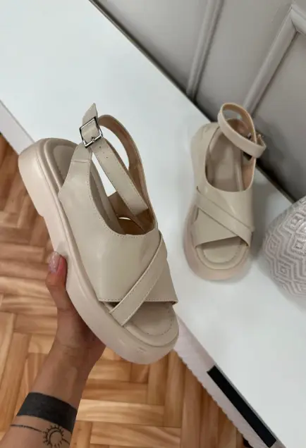 Женские босоножки летние на плоской подошве (р-р 36-41)