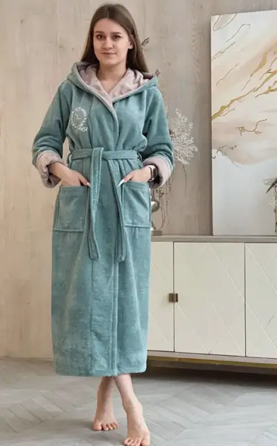 Женский халат махровый с капюшоном теплый (р-р L-7XL)