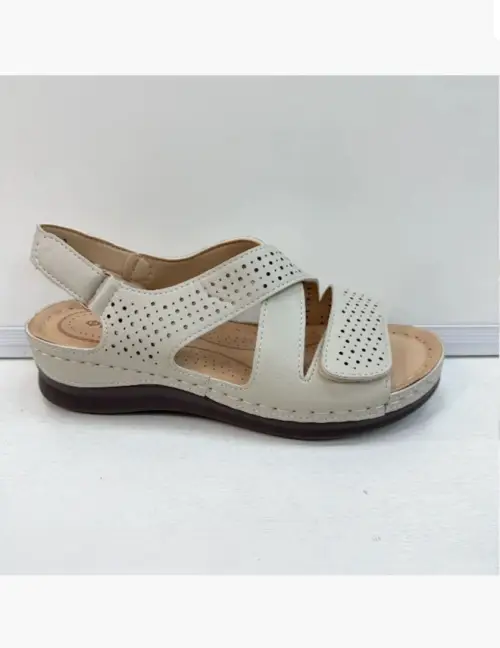 Босоножки на танкетке летние женские (р-р 36-42)