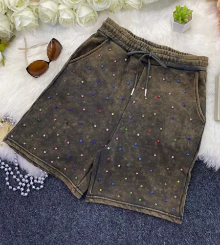 Женские шорты с разноцветными стразами (р-р 42-50)