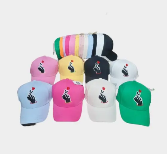 Женская кепка-бейсболка с вышивкой ( р-р 56-57)