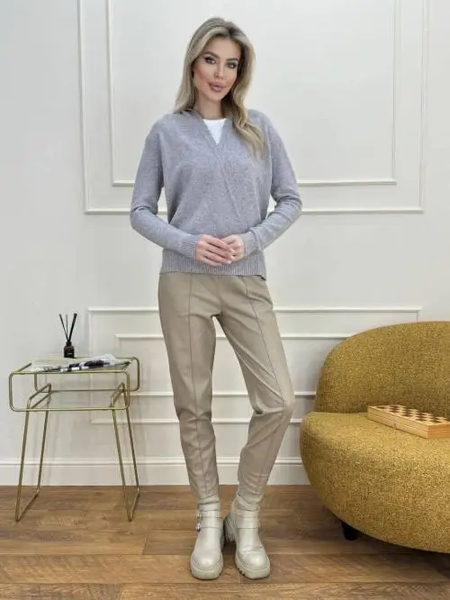 Джемпер женский однотонный вязаный с капюшоном р-р 44-50