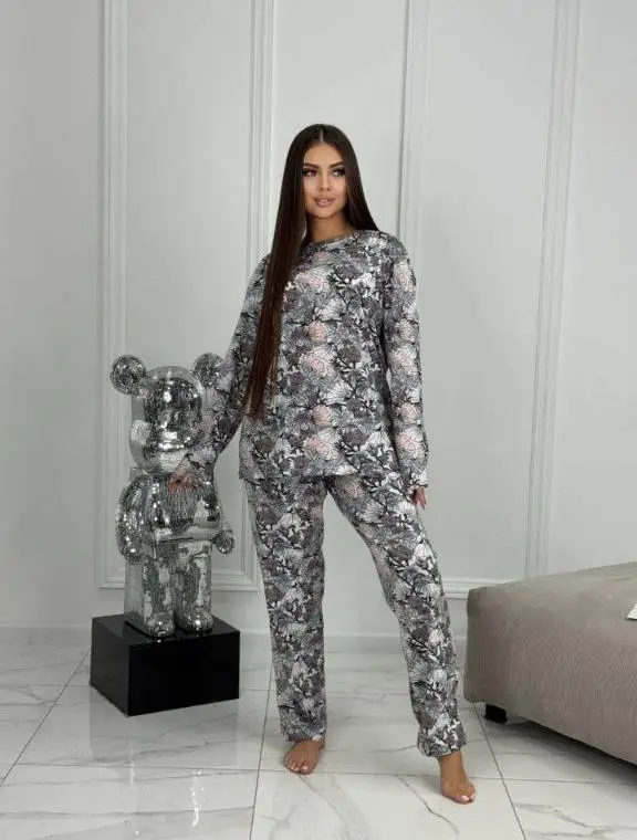 Пижама женская (кофта+брюки) р-р 52-60