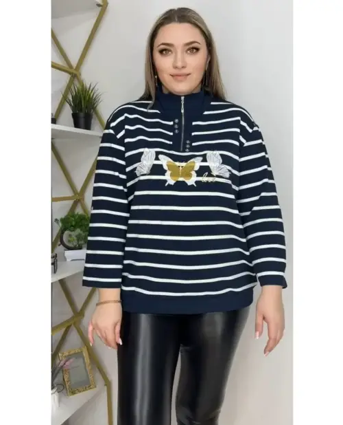 Джемпер трикотажной полузамок с вышивкой (р-р 48-54)