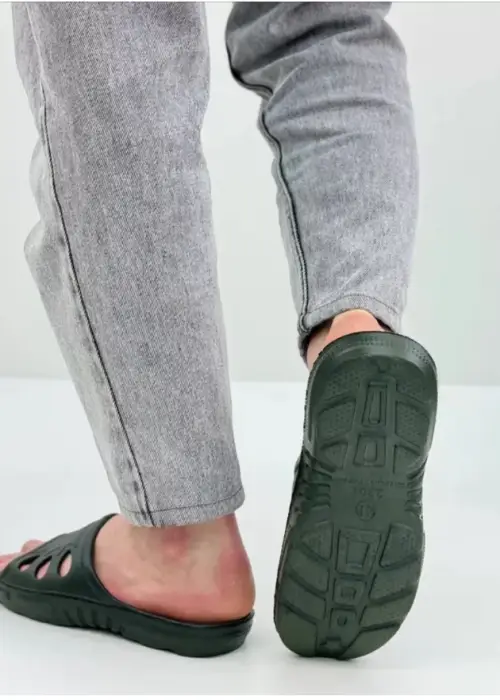 Сланцы мужские р-р 41-46