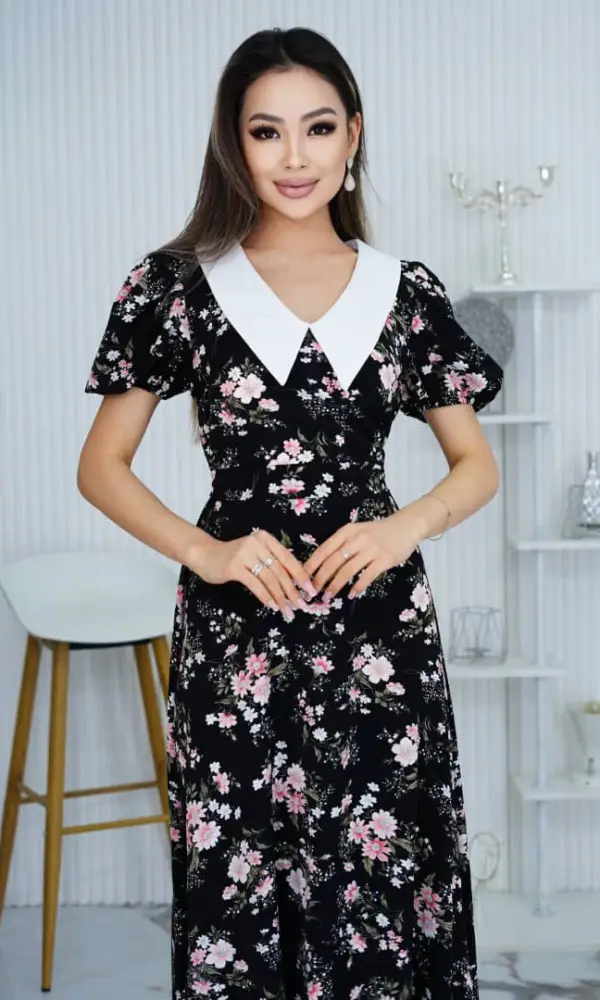 Платье нарядное с белым воротом ( р-р 42-48)