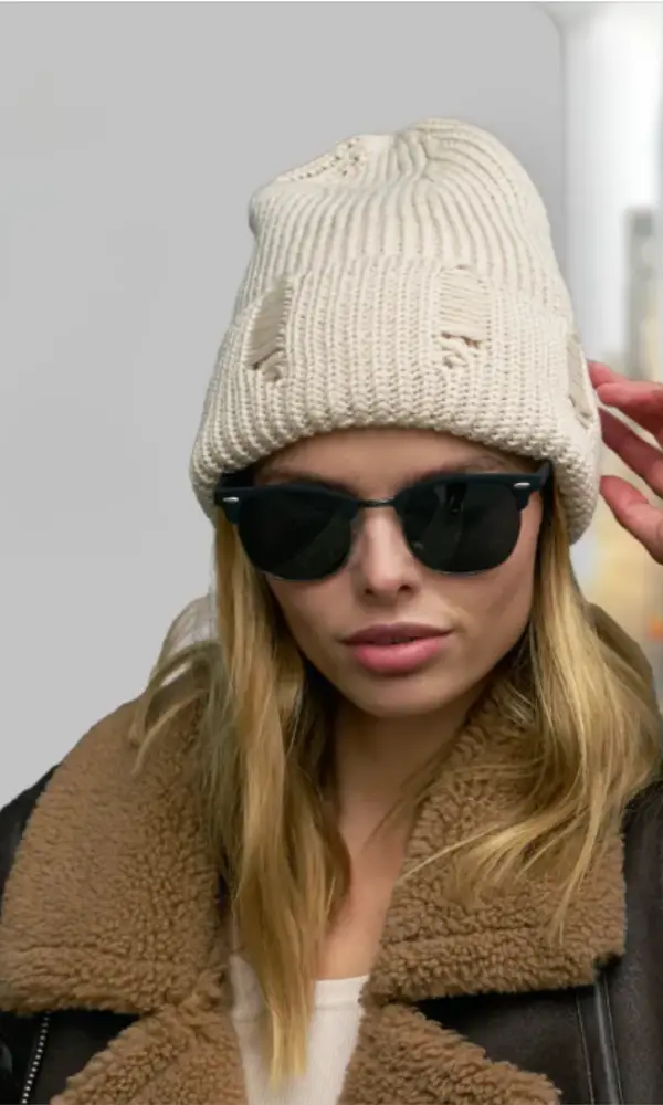 Шапка вязаная рваная р-р 54-58