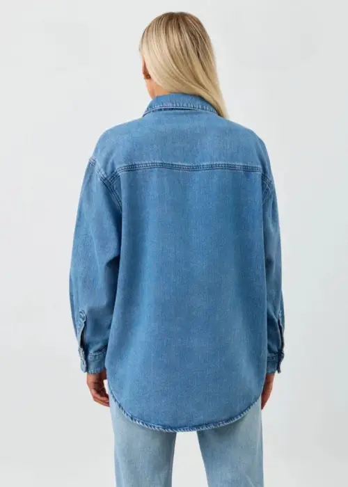 Рубашка джинсовая женская с объёмными карманами (р-р 42-50)