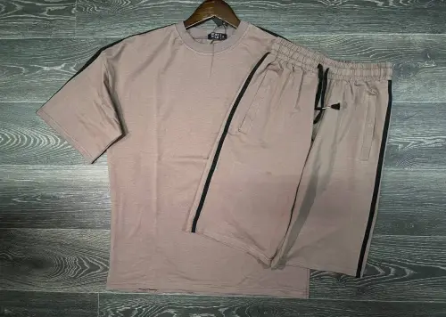 Костюм мужской, футболка-шорты с лампасами ( р-р 48-54)