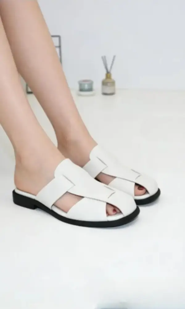 Сабо кожаные полуоткрытые женские (р-р 36-41)