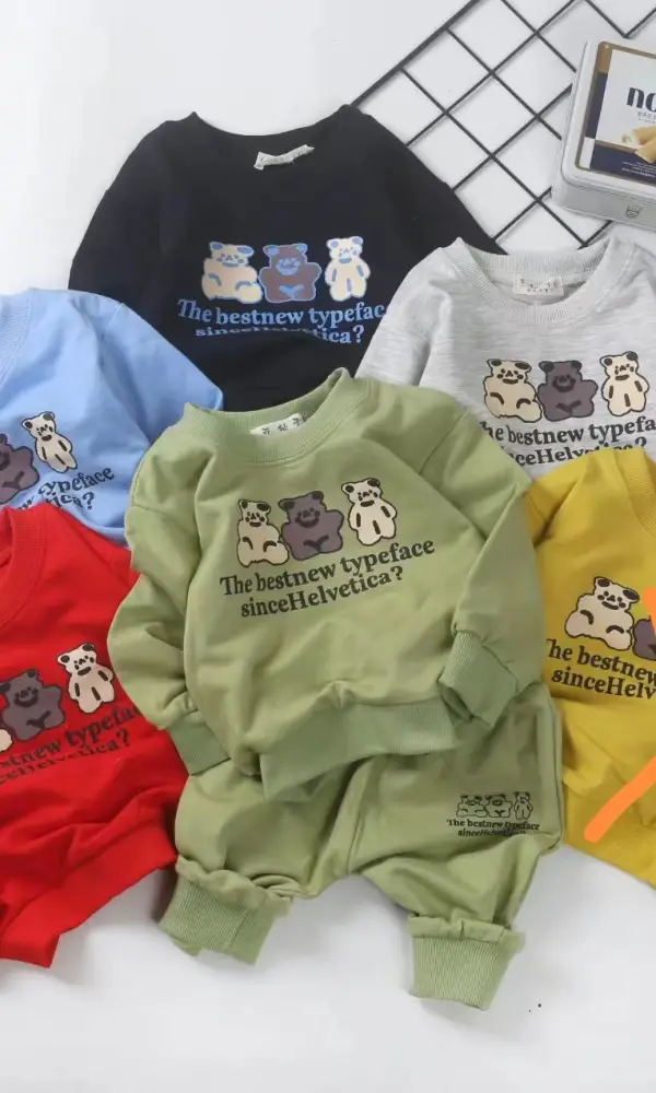 Тонкий костюм с брюками на мальчика и девочку ( 1-4 г)