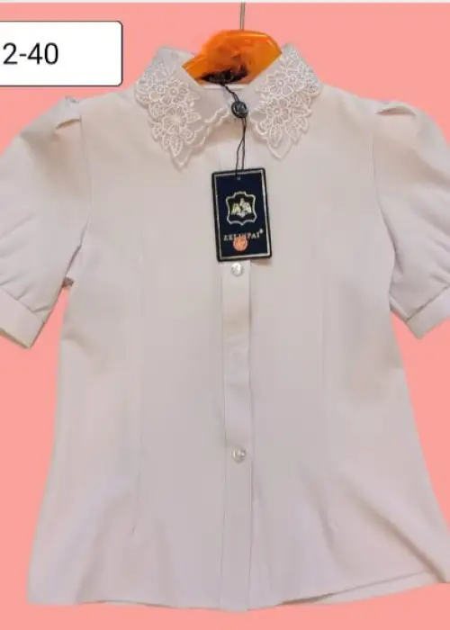 Блуза на девочку с коротким рукавом ( р-р 32-40)
