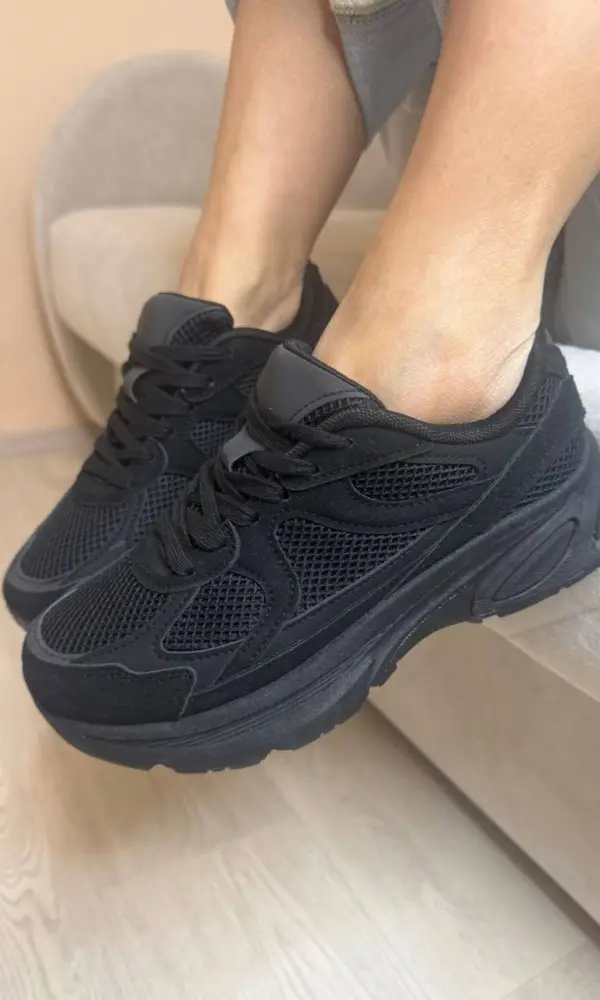 Кроссовки в сетку женские р-р 36-41