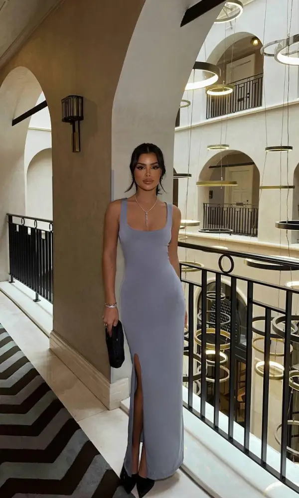 Платье-майка в длине макси с разрезом ( р-р 42-44)