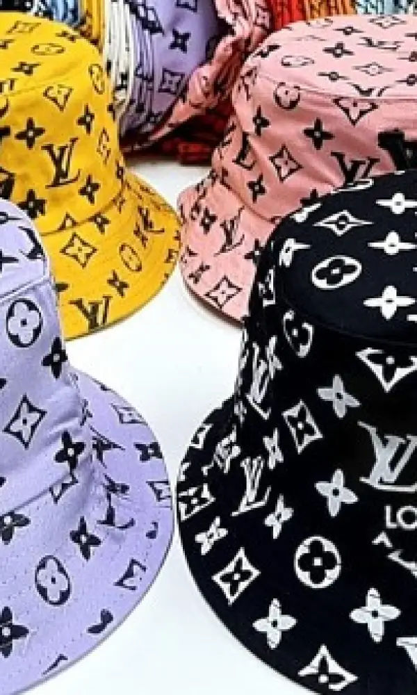 Женская панама с надписями ( р-р 55-56)