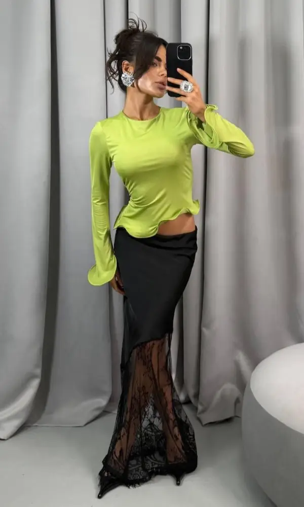 Лонгслив с воланами женский р-р 42-44