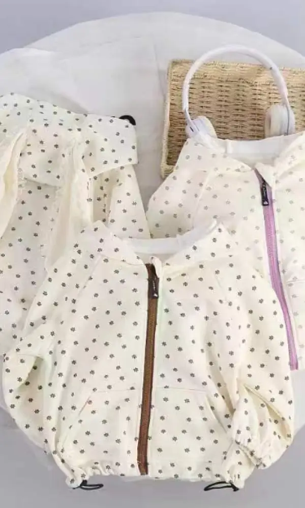 Толстовка с капюшоном на мальчика и девочку ( 1-5 лет)