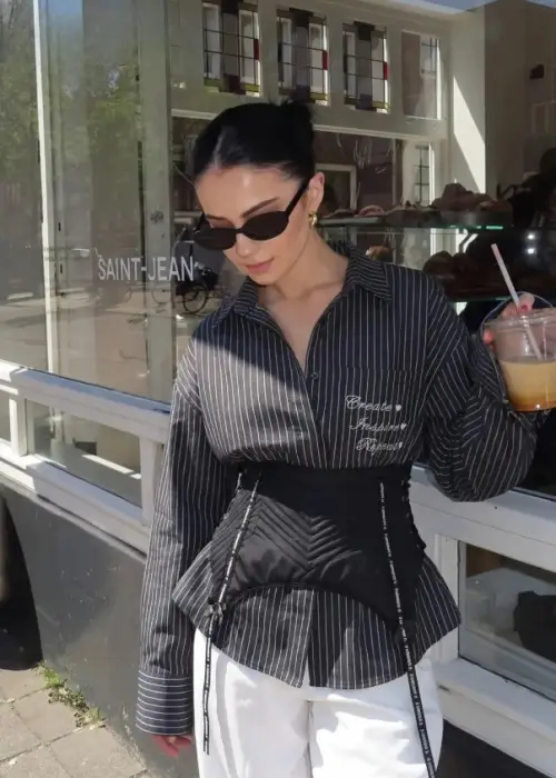 Рубашка с баской женская, в полоску (р-р 42-44)