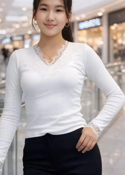 Лонгслив с кружевом для девочки-подростка р-р 36-44