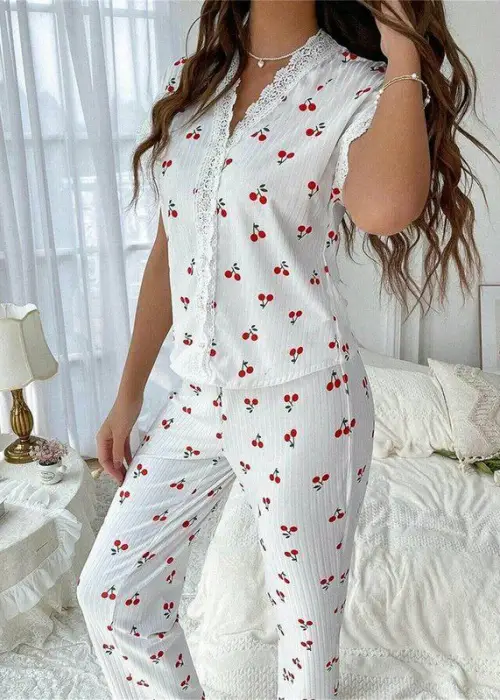 Пижама брючная с кружевом женская р-р 42-50