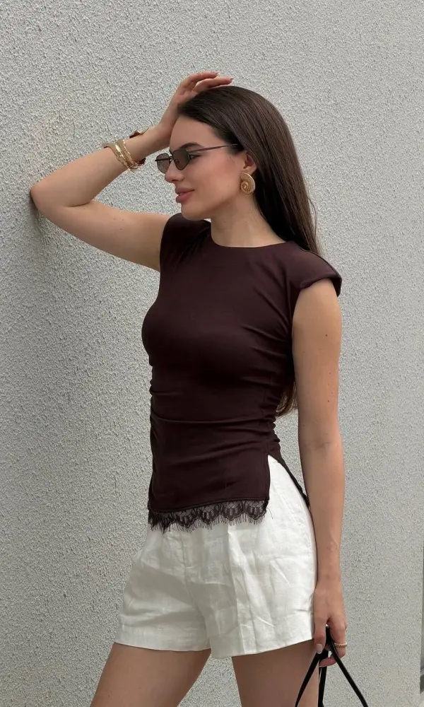 Топ с разрезом сбоку кружевной женский (р-р 42-44)