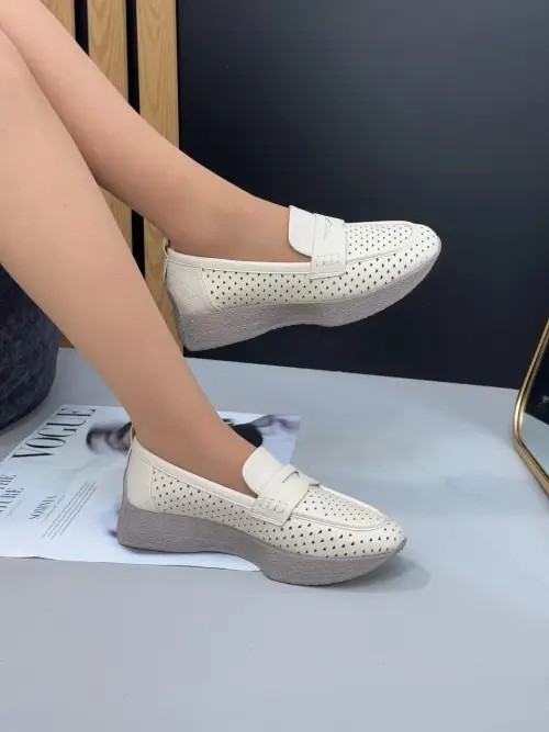 Лоферы с перфорацией кожаные женские (р-р 36-40)