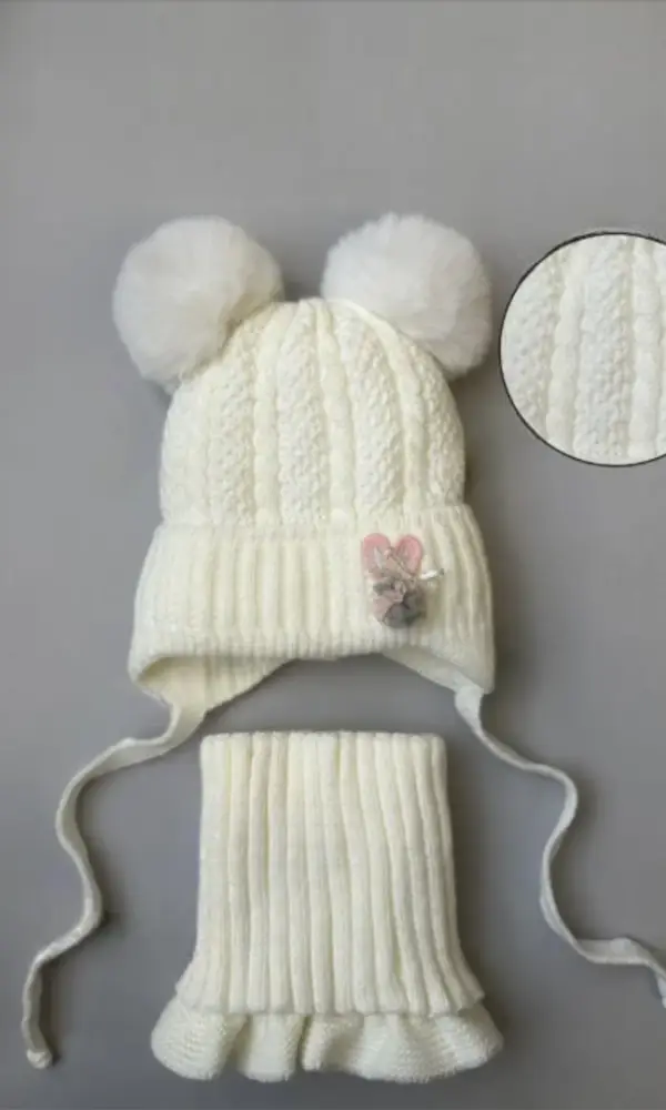 Комплект для девочки шапка с ушками и снуд р-р 48-52