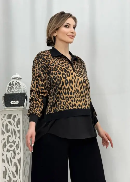 Блузка атласная р-р 50-56