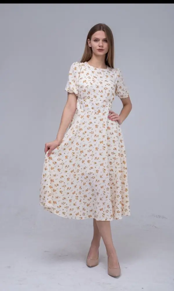 Платье в длине миди, цветочный принт ( р-р 42-48)