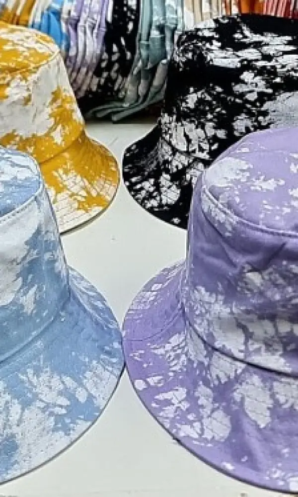 Женская панама с надписями ( р-р 55-56)