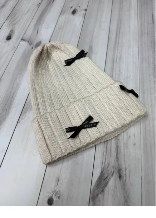 Шапка женская с бантиками р-р 56-60