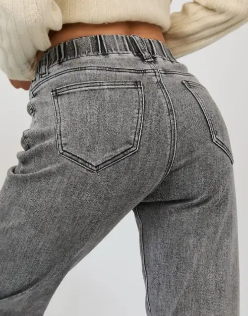 Женские джинсы МОМ на резинке (р-р 32-42)