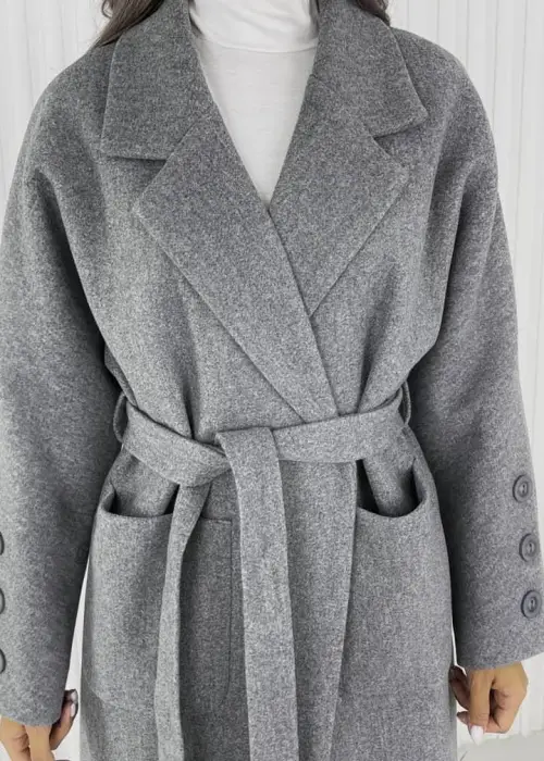 Пальто женское ,демисезонное с декоративными пуговицами( р-р 42-48)