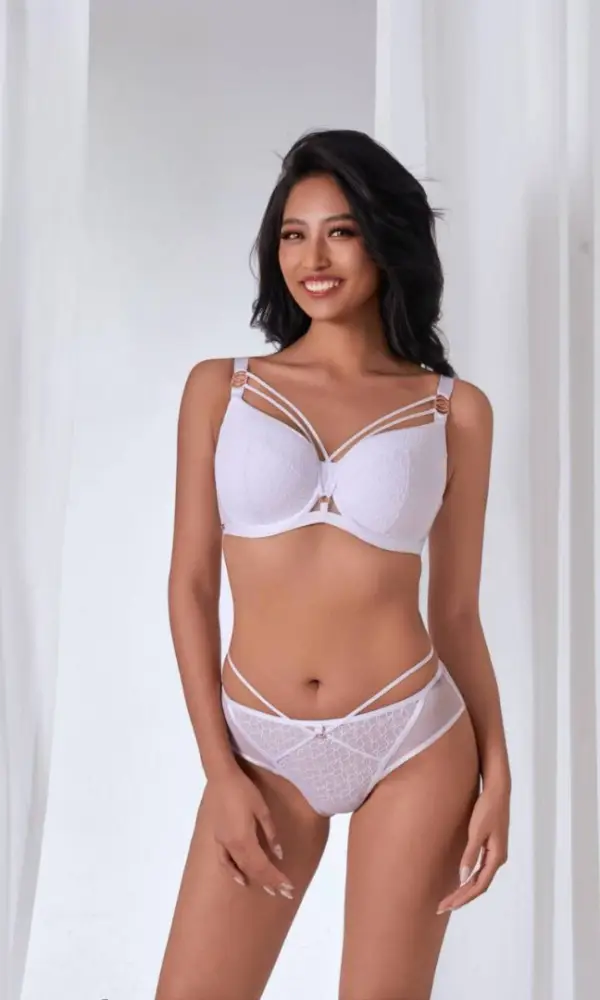 Бюстгальтер женский с декоративными элементами (р-р 80E-100E)