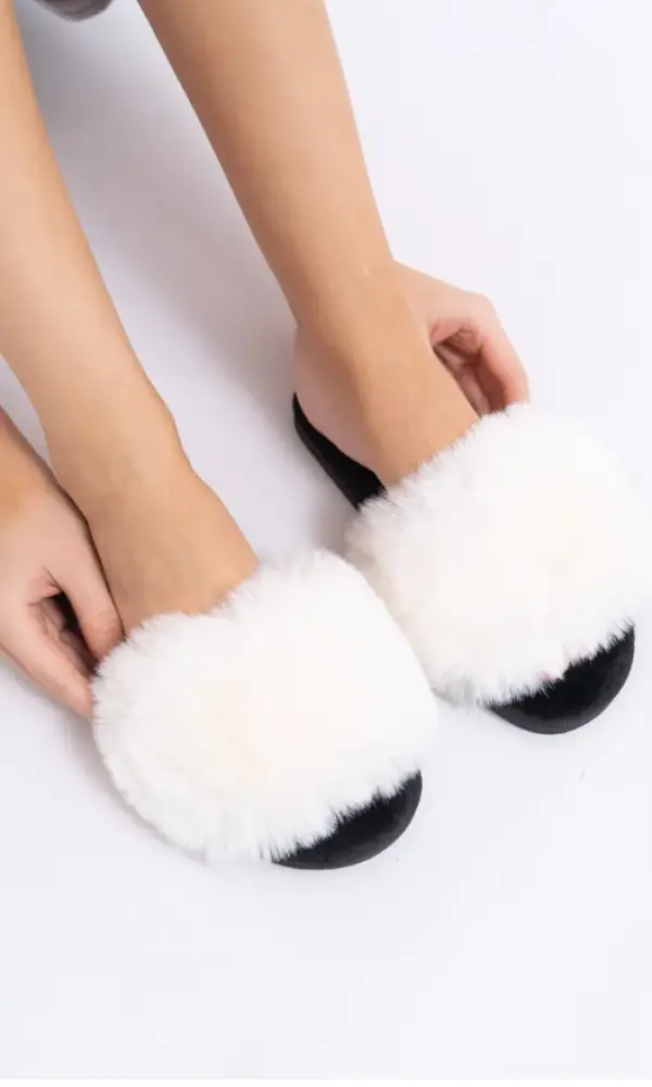 Тапочки пушистые женские р-р 36-41