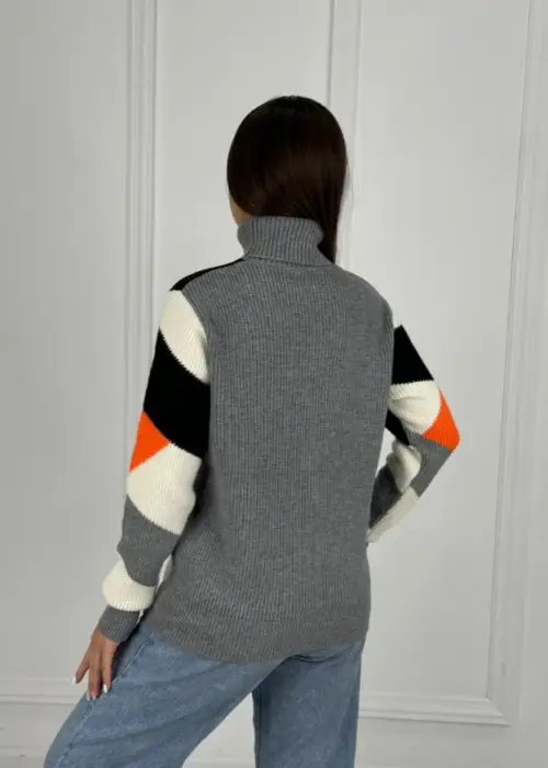 Свитер оверсайз вязаный с воротником женский р-р 46-50