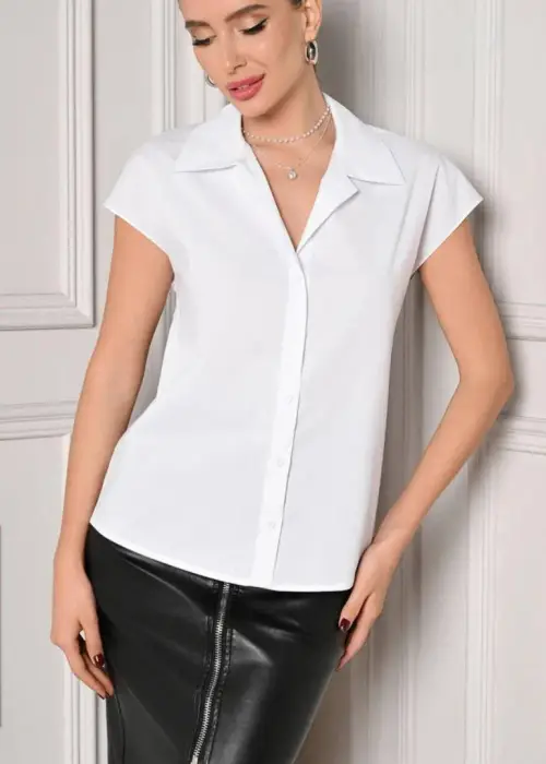 Блузка-рубашка женская с коротким рукавом р-р 50-56