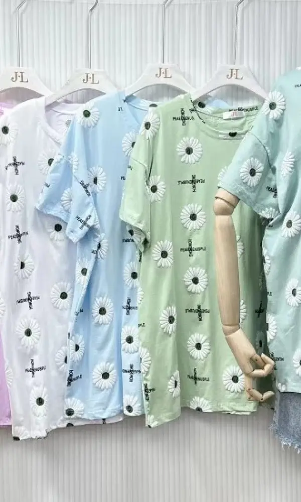 Футболка женская , оверсайз, объемный принт (р-р 56-58)