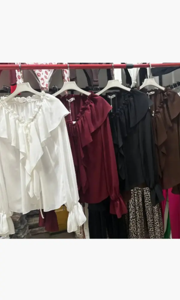 Блузка шёлковая с воланами женская (р-р 42-48)