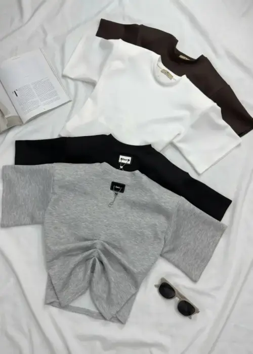 Футболка женская с дизайнерской спинкой (р-р 42-44)