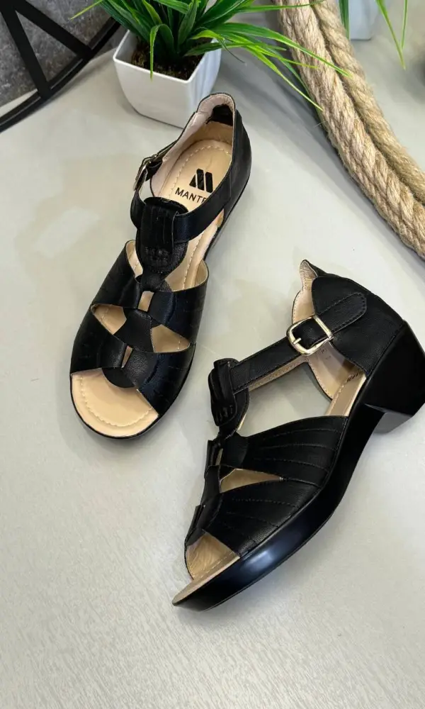 Танкетки женские экокожа на каблучке ( р-р 36-41)