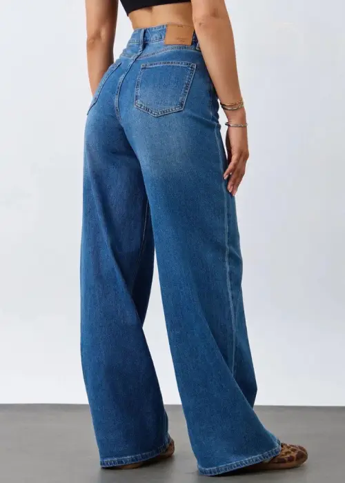 Джинсы трубы широкие с высокой посадкой женские (р-р 25-30)