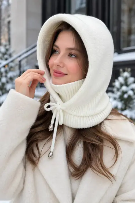 Капор вязаный на завязках женский (р-р 56-60)