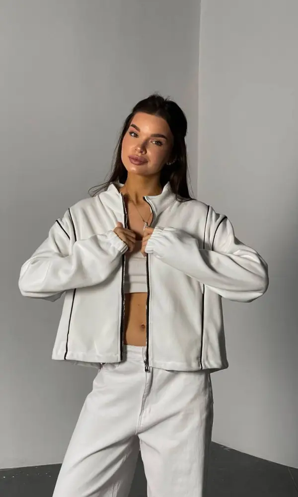 Толстовка на молнии укороченная женская р-р 42-48