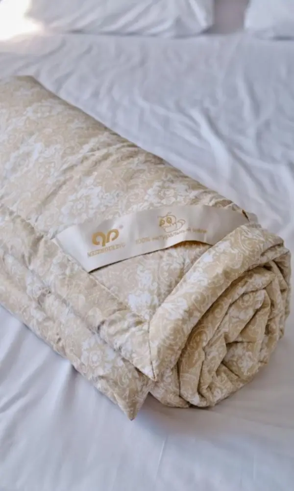 Одеяло "Хлопок" с шелковым наполнителем, облегченное евро (200х220 см)