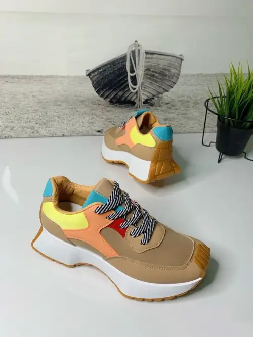 Кроссовки женские на оригинальной платформе (р-р 36-40)