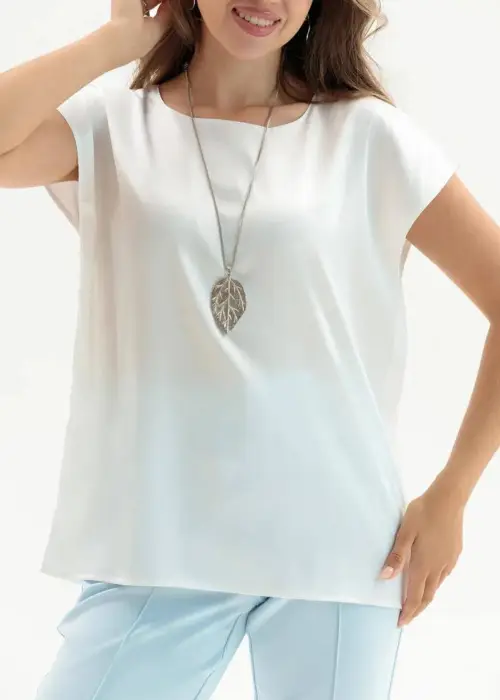 Блуза шелковая свободного кроя( р-р 50-56)