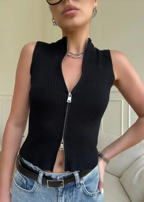 Топ на молнии (размер единый 42-48)